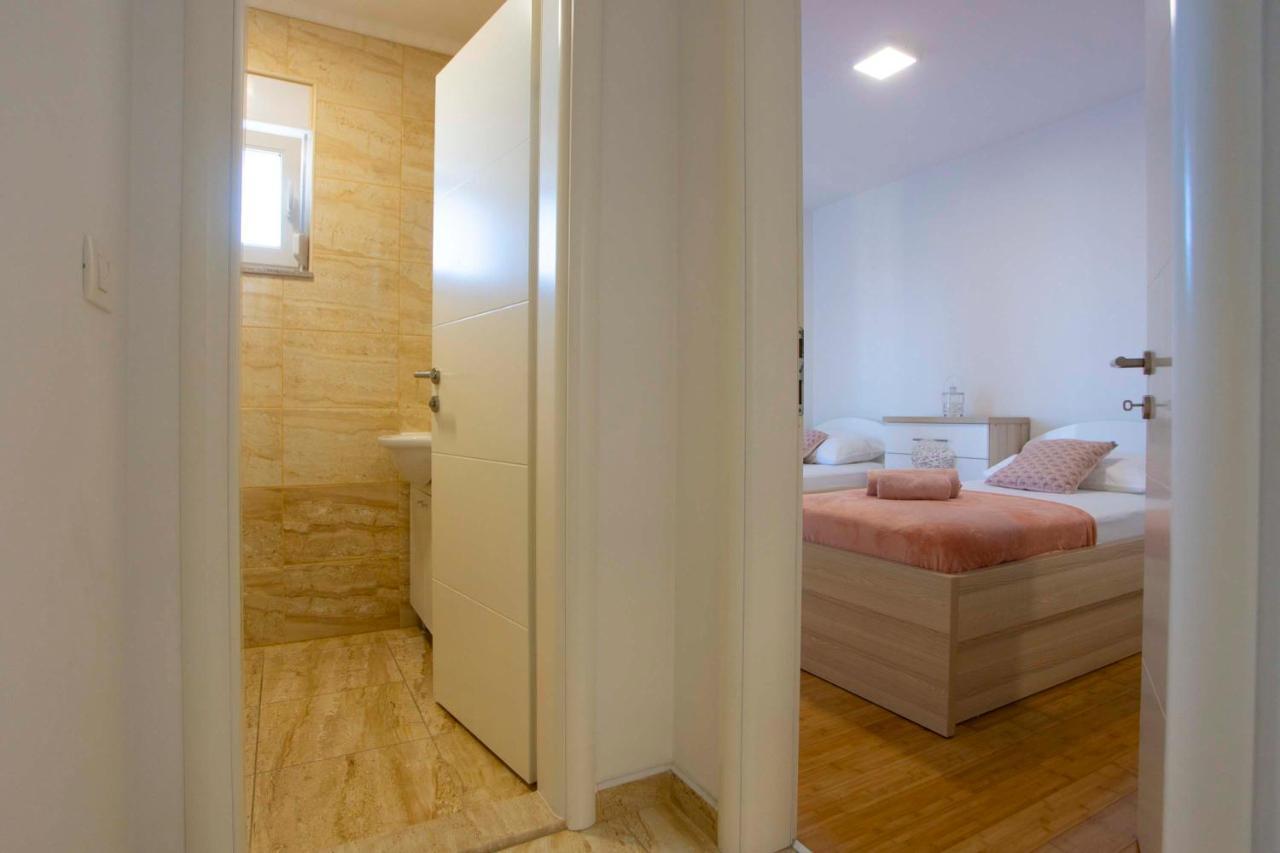 Apartment Lauc Макарска Екстериор снимка