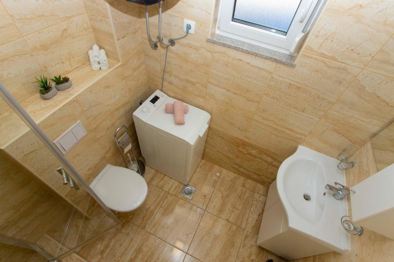Apartment Lauc Макарска Екстериор снимка